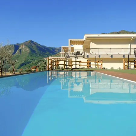 Costa Blu - Pool And Terrace Overlooking The Appartamento