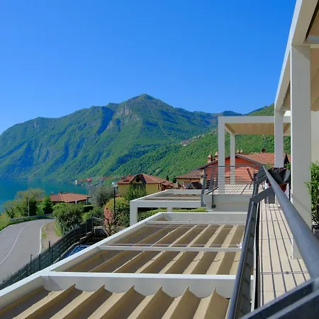 Costa Blu - Pool And Terrace Overlooking The Appartamento